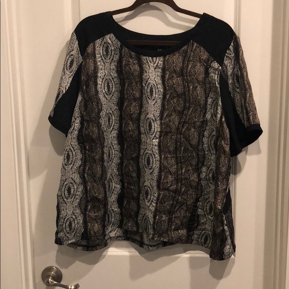 Forever 21 Plus Size Blouse - Picture 1 of 3